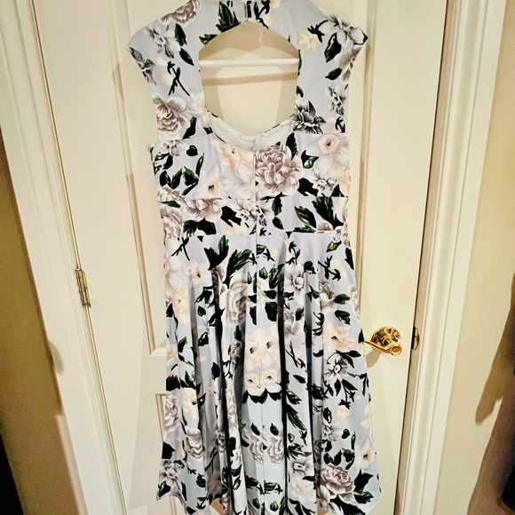 Floral Print Midi Dress - Picture 2 of 2
